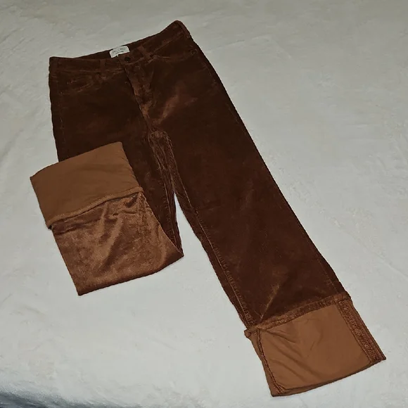 Pilcro Rust Corduroy Cuffed Pants - Picture 3 of 10
